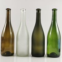 Vino Ningxia personnalisé 750ml vin de table biologique fruité sec mousseux blanc pour les fêtes du nouvel an bouteille cylindrique scellée en liège