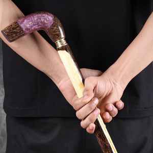 Materiales Duraderos y Agarre Cómodo se Combinan en un Bastón de Resina y Madera para Caminar, Seguro y Elegante - Product Image 1