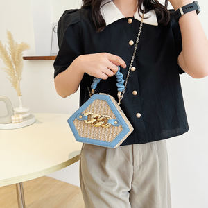 Nouvelle Collection 2026 : <span class=keywords><strong>Sac</strong></span> Messager Femme en Cuir PU avec Chaînes, <span class=keywords><strong>Sac</strong></span> à <span class=keywords><strong>Main</strong></span> et Pochette Assortis - Product Image 6