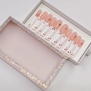 <span class=keywords><strong>Uñas</strong></span> Postizas Acrílicas Reutilizables de Cobertura Completa Personalizables, <span class=keywords><strong>Diferentes</strong></span> <span class=keywords><strong>Diseños</strong></span> para Dedos, Última Moda, Alta Calidad, Largas, Cuadradas, Estilo Ataúd, Bailarina - Product Image 4