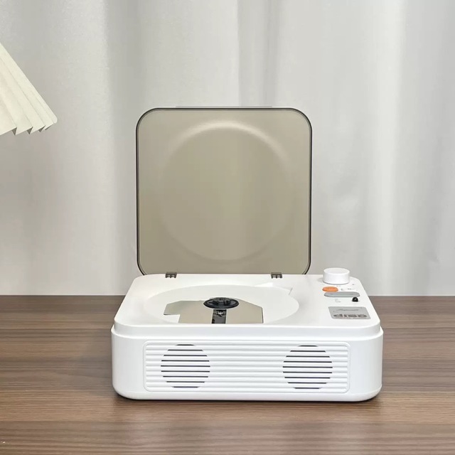 Factory Direct Retro CD Player BT Speaker High Fidelity Audio Portable Music Player Plastic Home Decor Gift