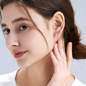 <span class=keywords><strong>Orecchini</strong></span> a Cerchio in Argento Sterling 925 Placcato <span class=keywords><strong>Oro</strong></span> 14K con Moissanite VVS da 0,6-2,0 Carati, Gioiello Regalo per Uomo e Donna - Product Image 3