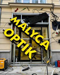 Letreros de Acrílico con Logotipo LED Personalizados para Oficina y Negocios - Exhibición de Marca Retroiluminada Ecológica para Pared - Product Image 2