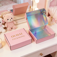 Maßgefertigte Holographische Versandboxen für Kosmetikprodukte mit Rosa Außenhülle und Goldfolienprägung Logo für Kosmetikverpackungen