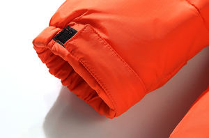 Chaqueta de Invierno para Hombre con Cierre, Cuello Alto, Acolchado Base, Servicio OEM, Resistente al Viento, Colores de Contraste Personalizados - Product Image 4