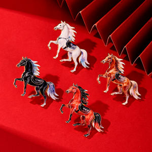 Pin Enamel Paduan Seng Berlapis UV Bertema Kuda 3D yang Cerah, Dekorasi Tas Ransel untuk Pakaian Kasual, Hadiah Promosi, Pemesanan Grosir untuk Pedagang Besar - Product Image 3
