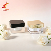 Pot en plastique carré en acrylique personnalisé OEM/ODM 5g10g15g30g avec couvercle pour beurre corporel, soins de la peau, cosmétiques