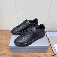 Baskets de luxe pour hommes en daim bleu marine, style designer, avec semelle épaisse blanche, en cuir suédé, pour la marche quotidienne, mode couple