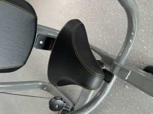 <span class=keywords><strong>Machine</strong></span> à <span class=keywords><strong>curl</strong></span> des jambes <span class=keywords><strong>assis</strong></span> réglable de haute qualité, machines à sélection de charge par broche en acier, équipement de musculation pour les jambes - Product Image 3