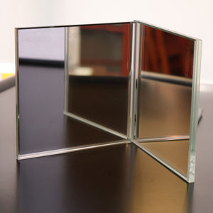 Vente en gros Prix d'usine <span class=keywords><strong>Grand</strong></span> <span class=keywords><strong>miroir</strong></span> <span class=keywords><strong>mural</strong></span> de salle de bain sans cadre à bords noirs Feuille de verre <span class=keywords><strong>miroir</strong></span> argenté - Product Image 4