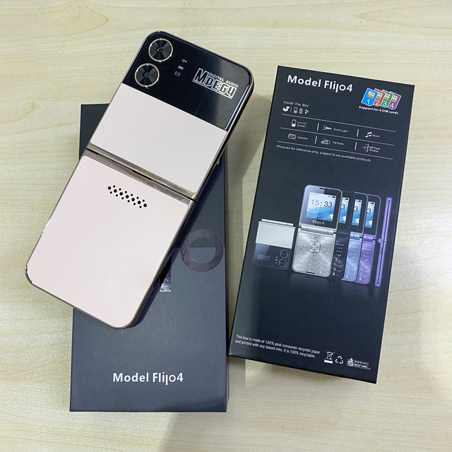 2024 New Product 4SIM Flip 4 Folding Phone GSM 2.55 Inch Colorful Screen Feature Phone FM Keypad Cellphone