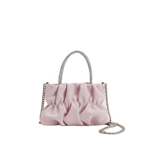 Cần thiết cho việc đi lại hàng ngày, chiếc túi xách nữ xếp li thanh lịch này làm nổi bật cảnh đi lại và kết hợp tính thực tế - Product Image 2