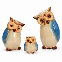 Ensemble de figurines de famille de hiboux en porcelaine, 3 pièces, avec ailes bleues et rouges, statues Art Déco émaillées, décoration de maison forestière, décorations d'étagère, symbole de sympathie
