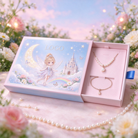 Boîte cadeau rigide personnalisée avec logo pour bijoux, emballage rectangulaire en carton gris avec insert en mousse et ruban de tirage pour ensemble collier et bracelet