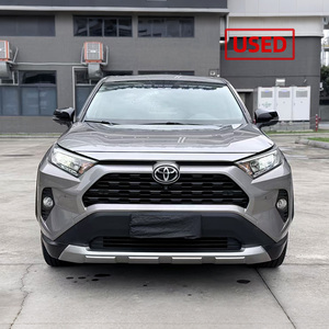 Toyota <span class=keywords><strong>RAV4</strong></span> d'<span class=keywords><strong>occasion</strong></span> très appréciée, modèle 2022, <span class=keywords><strong>essence</strong></span> 2.0, SUV, traction avant, 5 places - Product Image 1