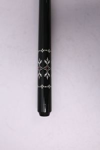 Queue de billard professionnelle en fibre de carbone, droite, stable, anti-déformation, pointe de 10,5-13 mm, personnalisée pour le billard américain, le snooker et le billard. - Product Image 6