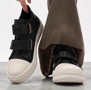<b>Matte</b> leather double-weave metal snap Velcro casual board shoes for commuting with high appearance level skateboard single shoes - Product Image 1
