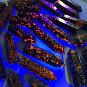 โรงงานหยิงไหล ขายส่งคริสตัลธรรมชาติ อัญมณีบำบัดจิตวิญญาณ สลักโลโก้ตามสั่ง ขัดเงาด้วยมือ งานแกะสลัก - Product Image 6