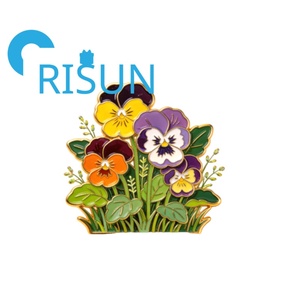 Pin de Esmalte Personalizado al por Mayor con Diseño de Flor de Pensamiento Tricolor Morado, Joyería Floral, Broches de Esmalte, Pin de Metal con Esmalte de Pensamiento - Product Image 6