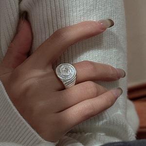 Anillo de diseño de nicho Retro de plata de ley S925 estilo coreano anillo de circón Simple de moda joyería fina al por mayor - Product Image 1
