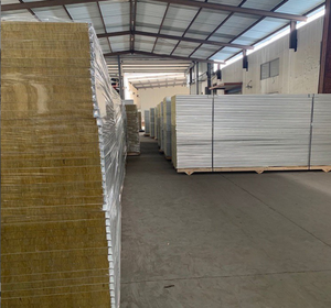 Panneaux muraux décoratifs ignifuges en métal pour toit Panneau mural acoustique en laine de <span class=keywords><strong>roche</strong></span> de calcium pour toit d'entrepôt et panneaux sandwich - Product Image 5