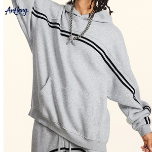 Sudadera con capucha para hombre al por mayor, de 360G, de peso pesado, estilo vintage lavado, forro polar, oversize, streetwear, con rayas en contraste, tipo jersey. - Product Image 1