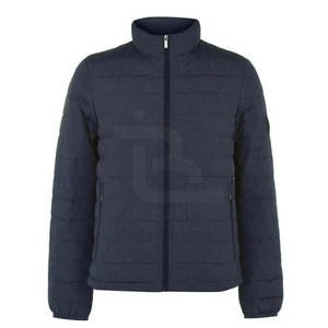 Chaqueta acolchada para hombre de diseño personalizado más vendida 2025 de alta calidad con cuello levantado Color personalizable para la temporada de invierno - Product Image 1