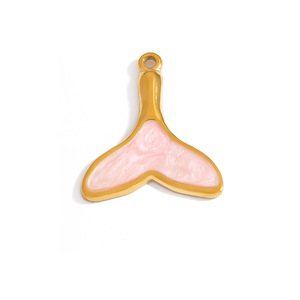 จี้รูปหัวใจดอกไม้สแตนเลสสตีล ชุบทอง 18K สีไม่ลอก สำหรับผู้หญิง อุปกรณ์ทำเครื่องประดับ DIY ผลิตจากเมืองอี้หวู่ รหัสสินค้า PJ92668A - Product Image 4