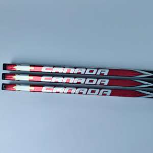 Palos de hockey sobre hielo de fibra de carbono ultraligeros de múltiples colores P28 P29, venta al por mayor de fábrica en China, precio bajo. - Product Image 1