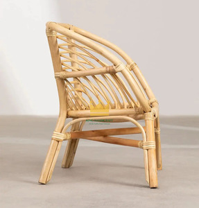 Chaise pour enfants en rotin faite à la main moderne - Couleurs personnalisables écologiques Sécurité et durabilité pour la chambre à coucher et l'extérieur - Product Image 6