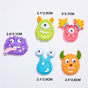 Drôle Clown Cartoon Monster Company Résine Accessoires Ludique Diy Crème Gel Téléphone Cas Cheveux Clipwater Coupe Trou Chaussures Matériel - Product Image 6