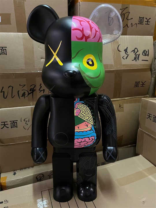 70cm Bearbrick 1000% Anatomized Decorative Figure & Gift, OEM