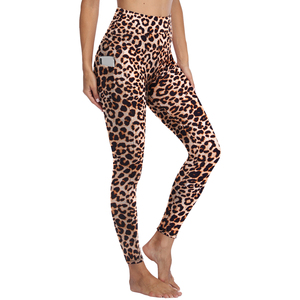 Leggings de Yoga Clásicos Transpirables de Cintura Alta para Mujer, Pantalones de Gimnasio con Logotipo Personalizado Estampado y Bolsillo, Estilo Formal, Directo de Fábrica - Product Image 5