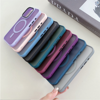 Coque semi-transparente mate pour iPhone 18 Pro Max, compatible avec iPhone 17, 16, 15, 14, 13, 12, 11 Pro Max, avec coque rigide magnétique au toucher premium