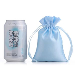 Petite pochette à bijoux en satin 8x10cm, sac cadeau recyclable noir avec cordon de serrage pour Noël, mariages - Product Image 3