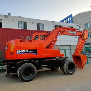 รถขุดดินเคลื่อนที่ 15 ตัน รุ่น Doosan DH150W-7 พร้อมเครื่องยนต์ดีเซลเทอร์โบแท้ มือสอง สินค้าพร้อมส่ง - Product Image 3
