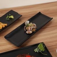 Assiette rectangulaire jetable en mélamine noire style Japandi Danuo, motif uni, pour sushi et grillades BBQ