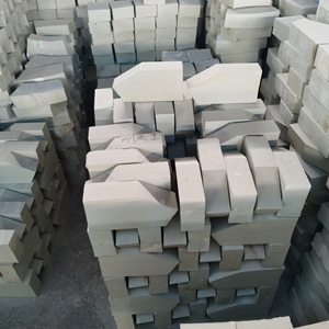 Mattoni Refrattari in Cemento Alluminoso ad Alta Resistenza al Fuoco (1770°C~2000°C) con Servizi di Saldatura e Taglio, Forma a Blocco Longfa - Product Image 2