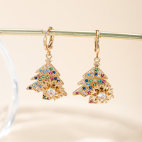 Ensemble de boucles d'oreilles en forme de chaîne de collier d'arbre de Noël de luxe, un cadeau de Noël attentionné pour petite amie