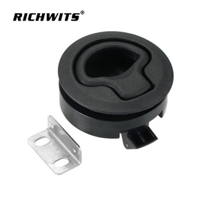 RICHWITS ตัวล็อคประตูพลาสติก 2 นิ้ว แบบกดดึง สำหรับยึดสินค้า ดีไซน์มินิมอล ติดตั้งง่าย - Product Image 1