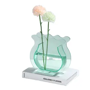 2024 yaratıcı şeffaf akrilik cam vazo dekoratif amaçlı veya küçük ofis için yeni plastik vazo akvaryum ofis dekor için