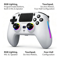 Manette de jeu PS5 avec deux joysticks, bandes lumineuses RGB latérales, pavé tactile central, boutons arrière programmables à effet Hall, 6 axes