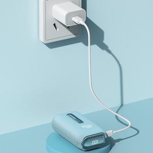 Offre Spéciale : Batterie Externe PD 20W avec Affichage LED Numérique, 10000mAh Haute Capacité, Câbles Intégrés - Product Image 4