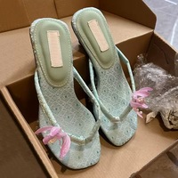 Sandales à talons pour femmes, fabriquées sur mesure, de luxe, pour l'été, avec talon kitten, bout carré, fleurs
