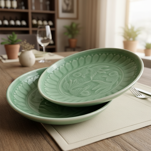 Plato hondo de 8 pulgadas con diseño de pez dorado en relieve, color celadón, apto para hoteles y restaurantes, ideal para el mercado mayorista. - Product Image 6