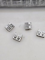 100 pièces prise USB-A femelle bord courbé vertical AF10.0MM corps court connecteur à bouche plate à 180 degrés