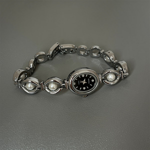 LYN-202 Orologio di Lusso da <span class=keywords><strong>Donna</strong></span> in <span class=keywords><strong>Oro</strong></span> con Bracciale di Perle, Movimento al Quarzo, Quadrante in Vetro, Vari Tipi - Regalo per Affari e Sport - Product Image 2