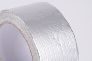 <span class=keywords><strong>Bande</strong></span> <span class=keywords><strong>de</strong></span> fixation étanche en caoutchouc et feuille d'aluminium <span class=keywords><strong>de</strong></span> qualité médicale <span class=keywords><strong>pour</strong></span> la réparation <span class=keywords><strong>de</strong></span> fissures <span class=keywords><strong>de</strong></span> <span class=keywords><strong>toiture</strong></span> et l'étanchéité des joints <span class=keywords><strong>de</strong></span> <span class=keywords><strong>toiture</strong></span> <span class=keywords><strong>pour</strong></span> la maison - Product Image 2