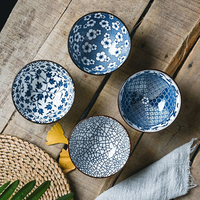 Vente chaude d'usine, bol en céramique bleu et blanc en porcelaine japonaise personnalisé, 4,5 pouces, écologique, durable, ensemble de vaisselle avec logo personnalisé
