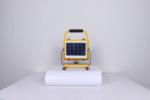 <span class=keywords><strong>Projecteur</strong></span> <span class=keywords><strong>LED</strong></span> solaire portable IP65 tout-en-un à corps en aluminium avec flash d'urgence pour le sauvetage d'urgence sur les chantiers de construction en plein air - Product Image 5